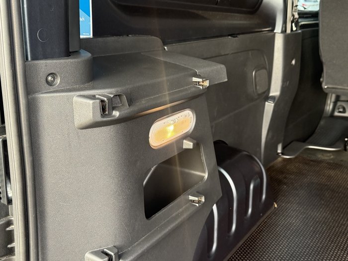 2025 Renault Trafic Crew Pro