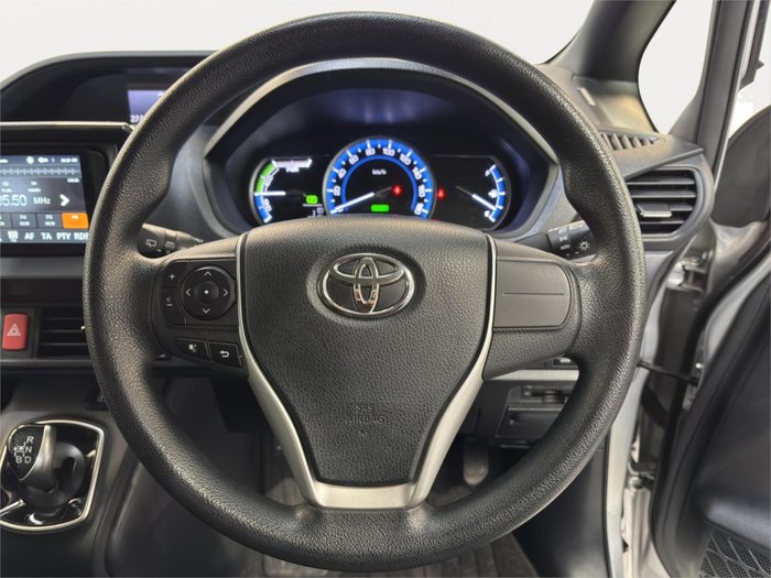 2016 Toyota Noah