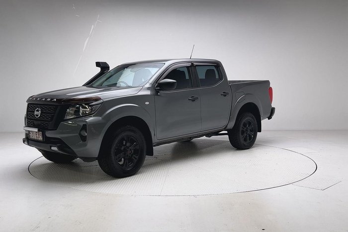 2022 Nissan Navara SL