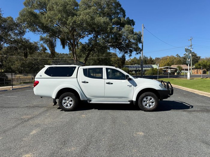 2012 Mitsubishi Triton