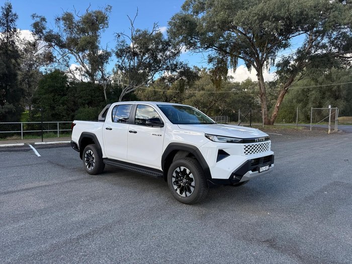 2025 Toyota Hilux