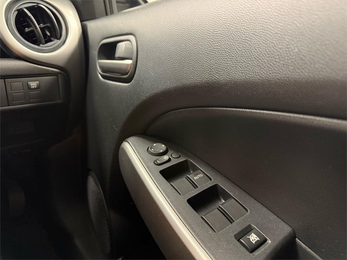 2010 Mazda 2 Neo