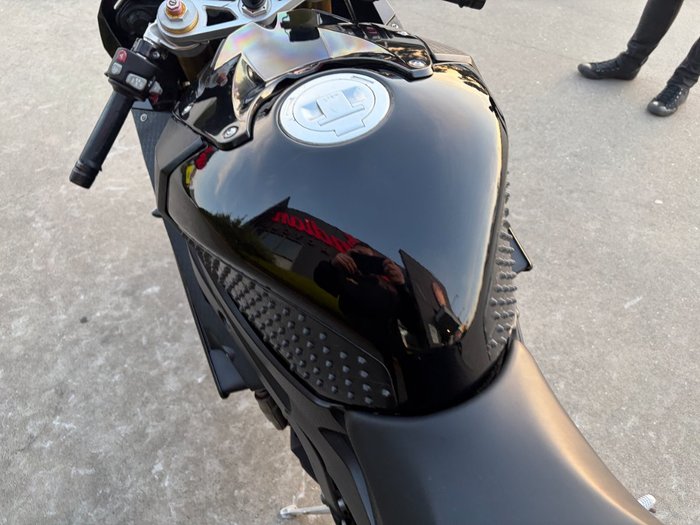 2014 BMW Motorrad S 1000 RR Black