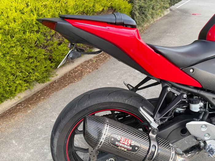 2015 Yamaha YZF-R3 Red