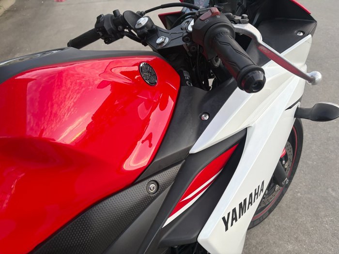 2015 Yamaha YZF-R3 Red