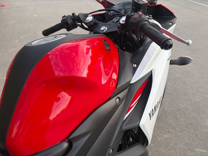 2015 Yamaha YZF-R3 Red