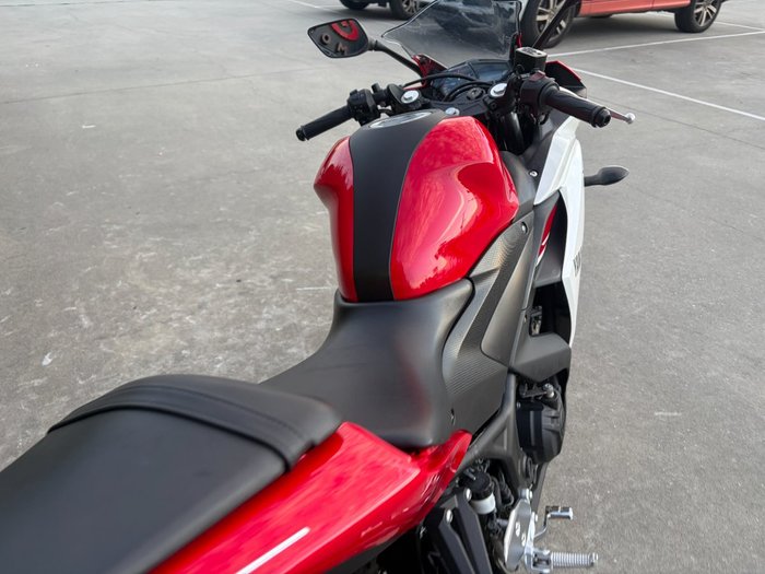 2015 Yamaha YZF-R3 Red