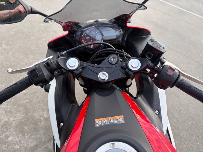 2015 Yamaha YZF-R3 Red