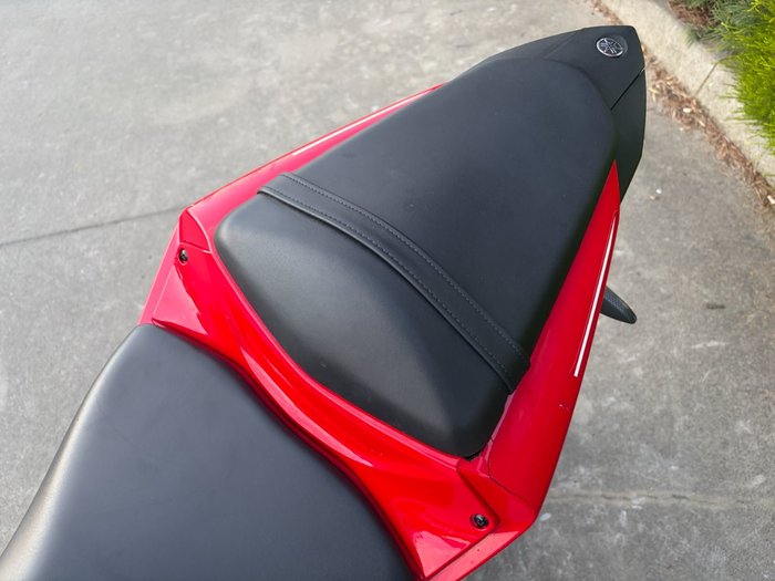 2015 Yamaha YZF-R3 Red
