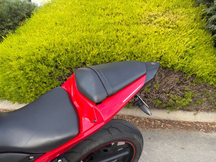 2015 Yamaha YZF-R3 Red