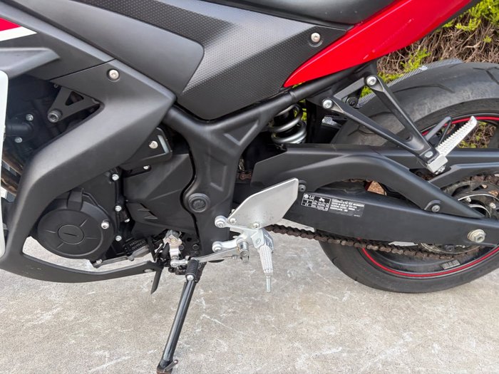 2015 Yamaha YZF-R3 Red