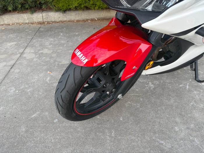 2015 Yamaha YZF-R3 Red