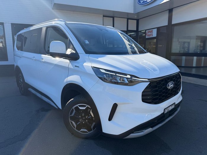 2025 Ford Tourneo