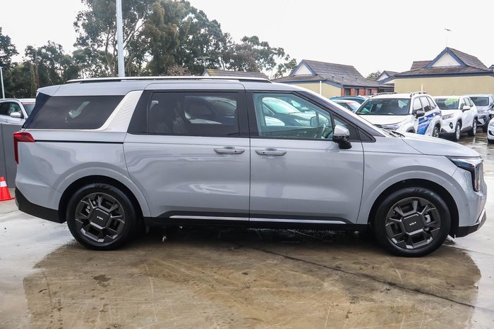 2024 Kia Carnival GT-Line HEV