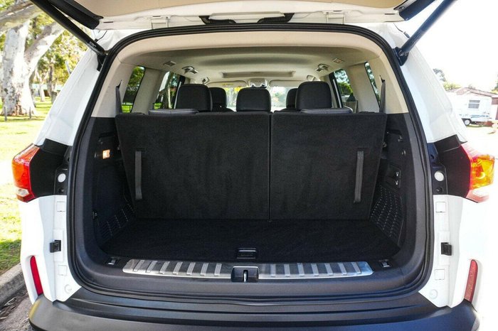 2023 LDV D90 Executive