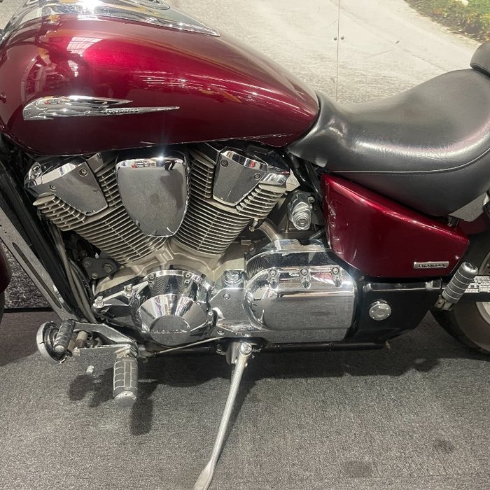2005 Honda VTX1800C Maroon
