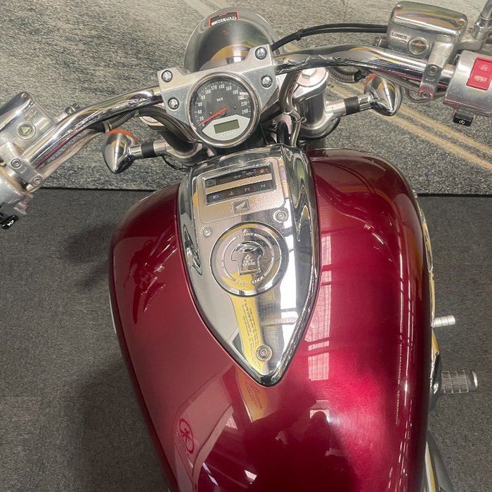 2005 Honda VTX1800C Maroon