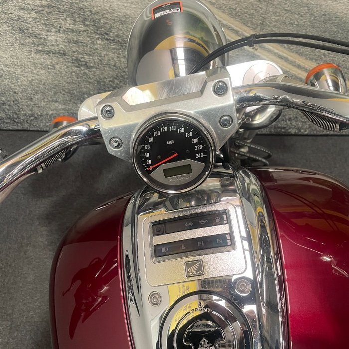 2005 Honda VTX1800C Maroon