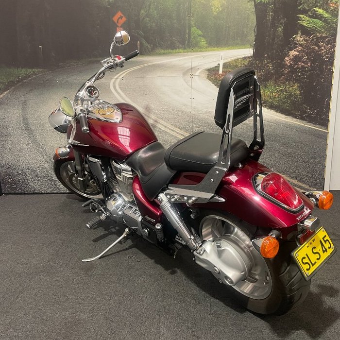 2005 Honda VTX1800C Maroon