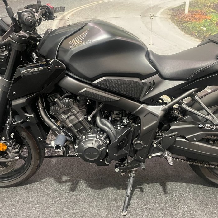 2023 Honda CB650R Black