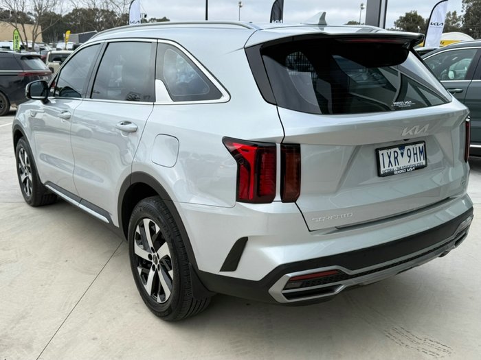 2022 Kia Sorento Sport