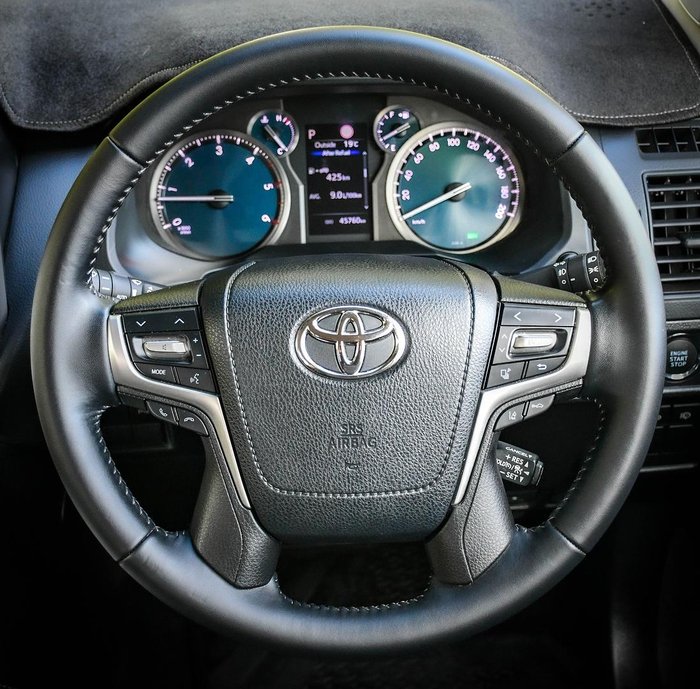 2023 Toyota Landcruiser Prado GXL