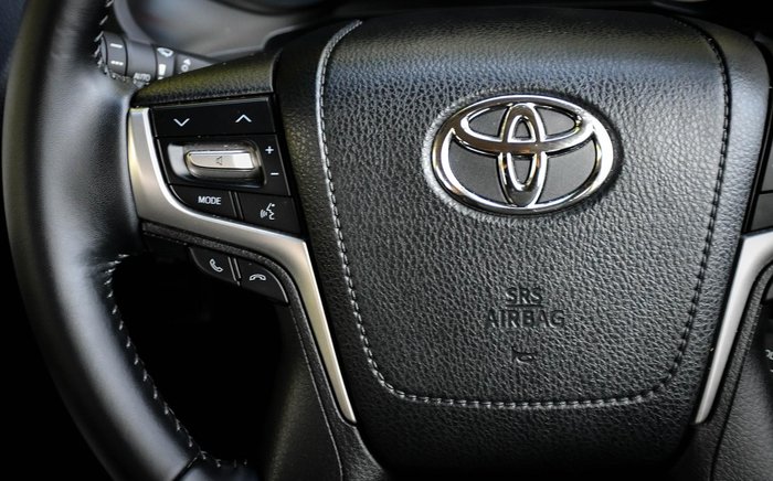 2023 Toyota Landcruiser Prado GXL