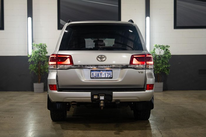 2016 Toyota Landcruiser GXL