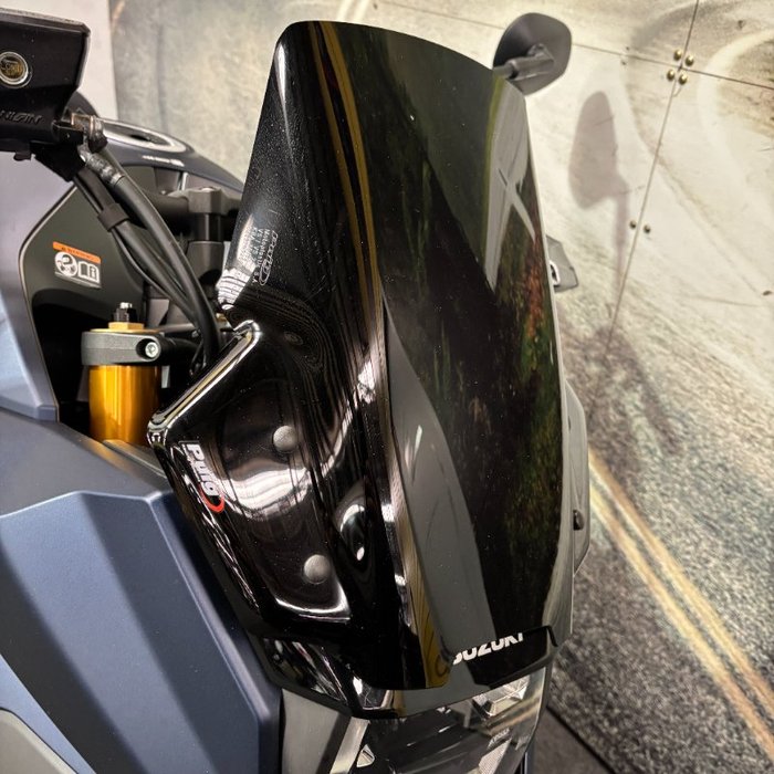 2023 Suzuki GSX-S1000 Blue