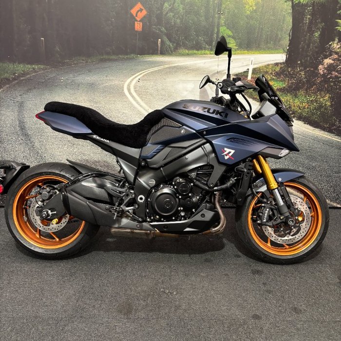 2023 Suzuki GSX-S1000 Blue