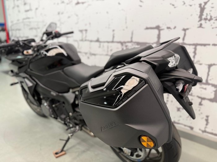 2024 Suzuki GSX-S1000 Panorama GT GSX-S Black
