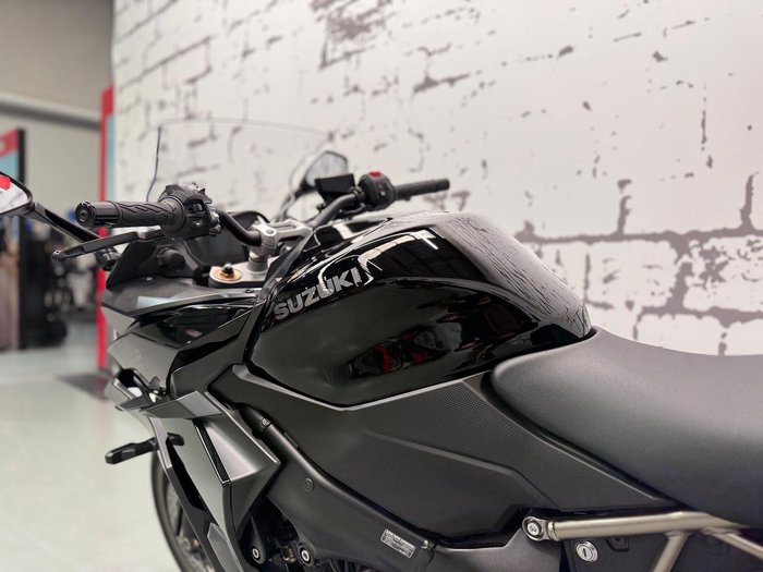 2024 Suzuki GSX-S1000 Panorama GT GSX-S Black