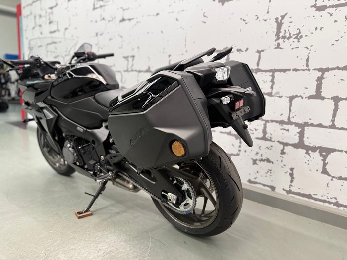 2024 Suzuki GSX-S1000 Panorama GT GSX-S Black