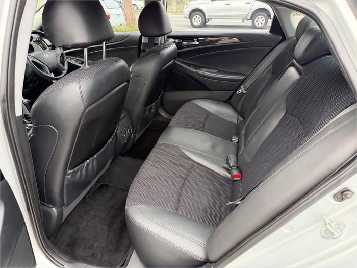 2011 HYUNDAI i45 ACTIVE