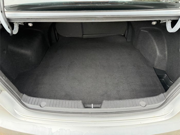 2011 HYUNDAI i45 ACTIVE