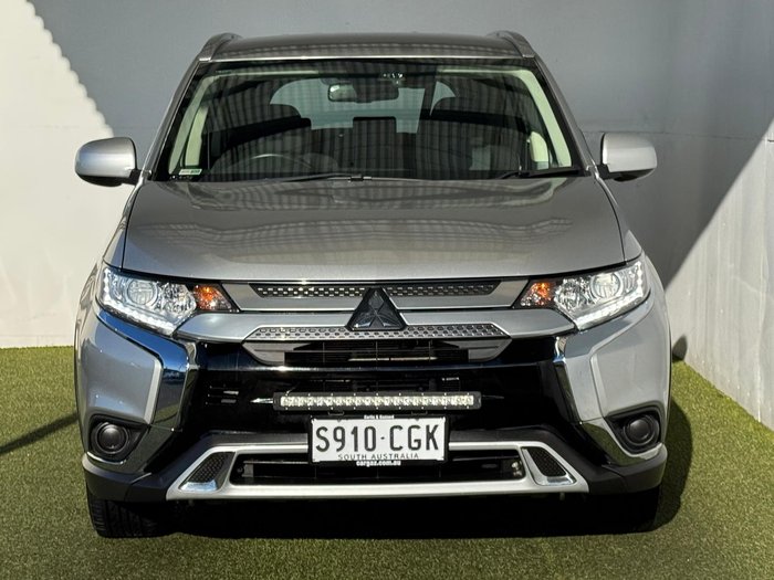 2020 Mitsubishi Outlander ES