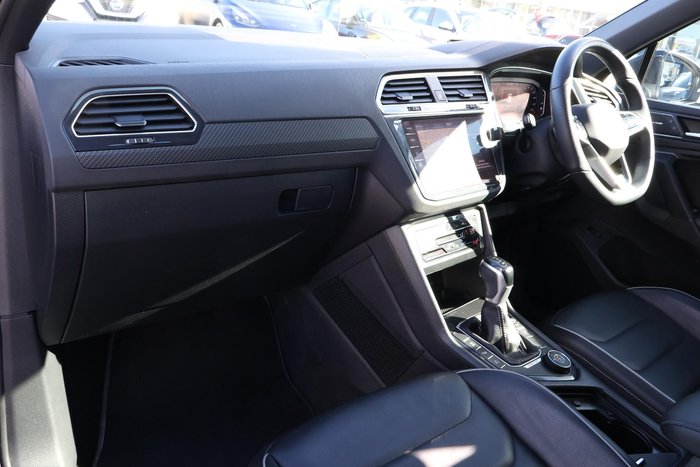 2022 Volkswagen Tiguan 162TSI R-Line