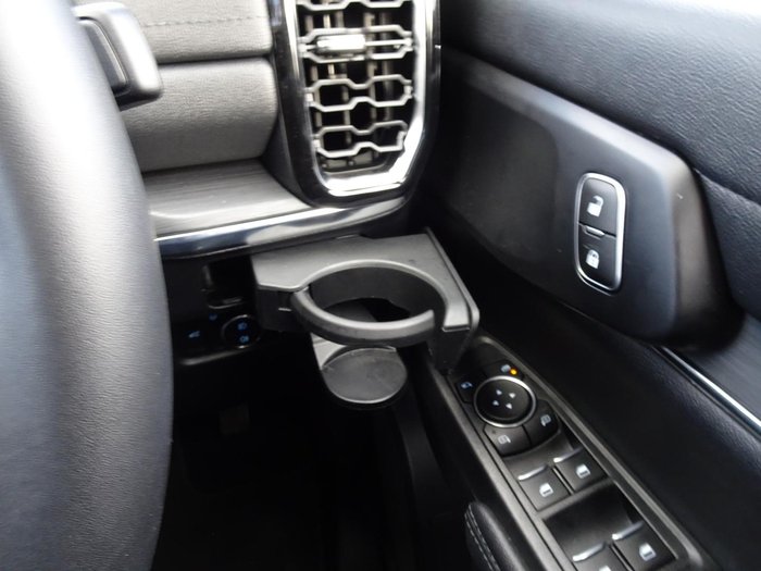 2025 Ford Everest Trend