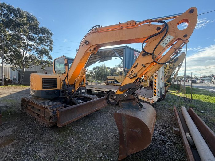 2014 Hyundai R80cr-9