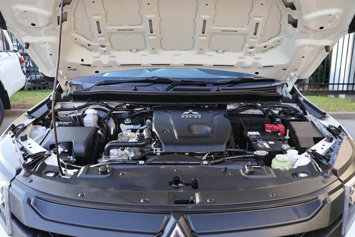 2021 Mitsubishi Triton GLX