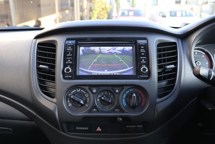 2021 Mitsubishi Triton GLX