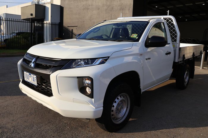 2021 Mitsubishi Triton GLX