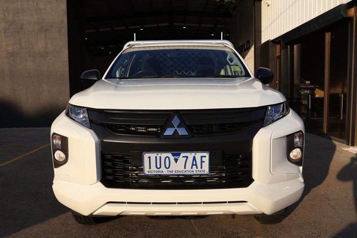 2021 Mitsubishi Triton GLX