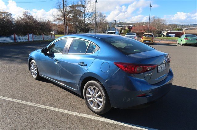 2016 Mazda 3 Neo