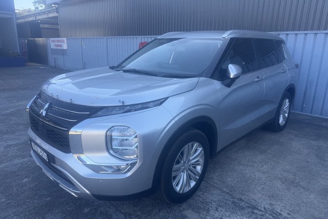 2022 MITSUBISHI OUTLANDER LS 7 SEAT (AWD)