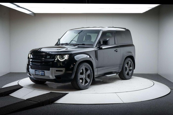 2023 Land Rover Defender 90 P400 SE