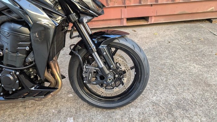 2026 Kawasaki ZR 1100 Black