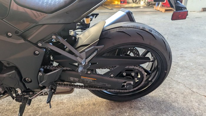 2026 Kawasaki ZR 1100 Black