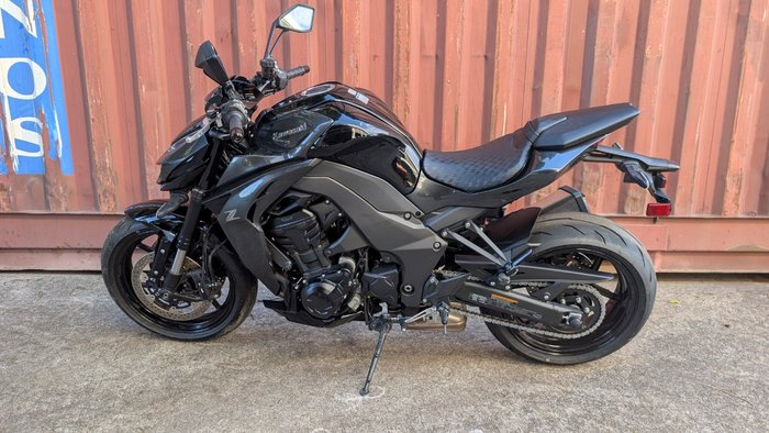 2026 Kawasaki ZR 1100 Black