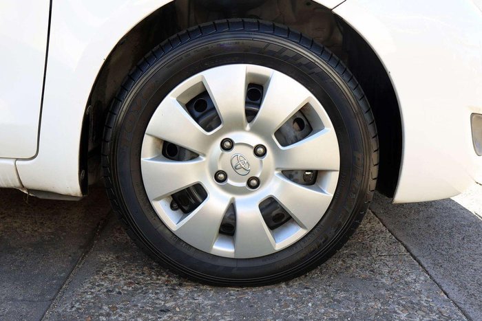 2011 Toyota Yaris YRS